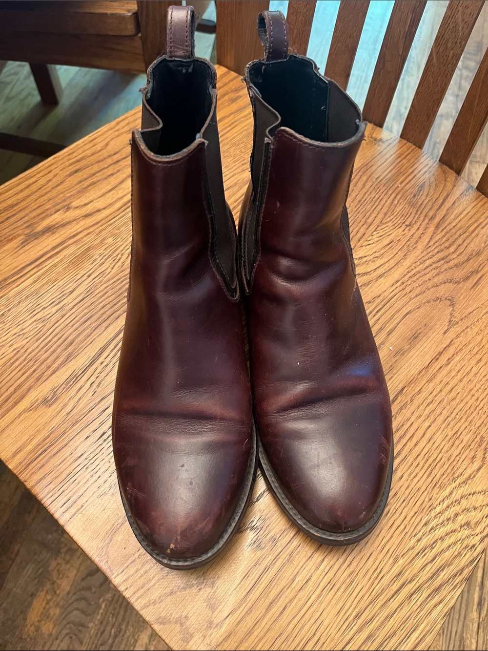 Thursday Boot Company Men's Chukka Boots in Burgundy Leather